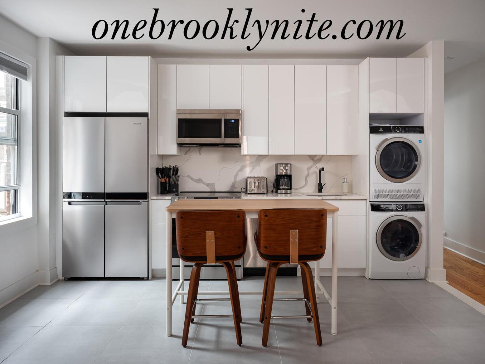 Three Bedroom Brooklynite Suite! نيو يورك المظهر الخارجي الصورة